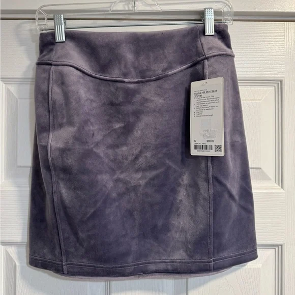 Lululemon Scuba High-Rise Mini Skirt *Velvet NWT Size Small - Picture 2 of 8